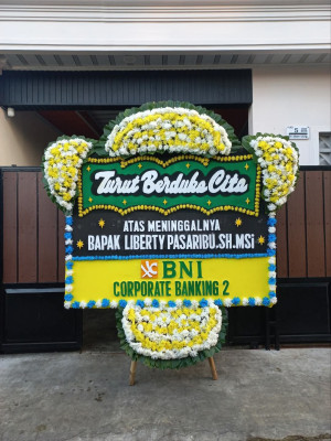 Papan Bunga Duka di Melawi